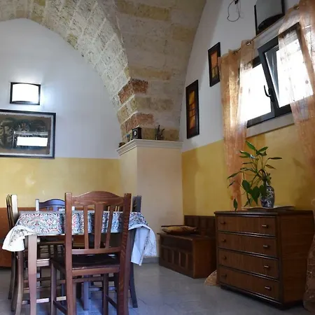 Dimora Antica * Aradeo